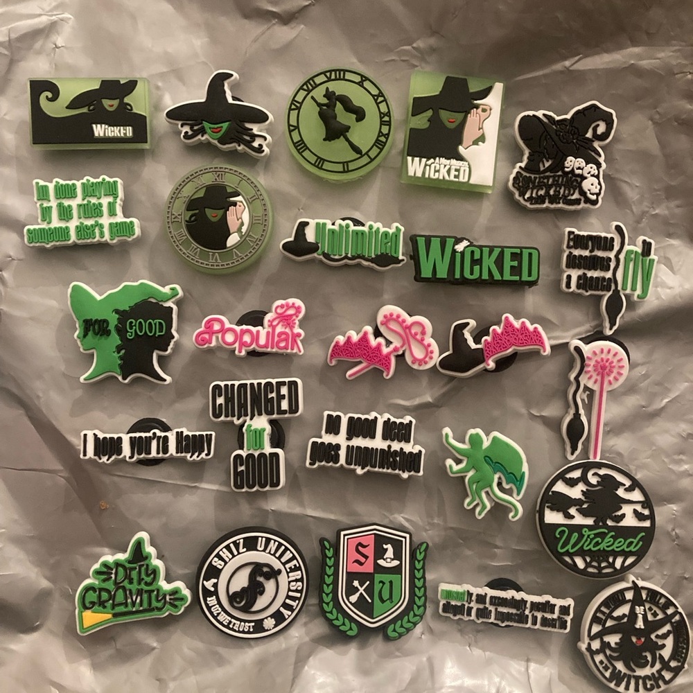 25pcs Wicked Themed SC Set